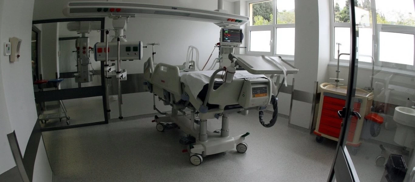 Πάτρα: Ελπίδες για σταδιακή αποσωλήνωση του 15χρονου - Αρνητικό και το τρίτο τεστ για κορωνοϊό